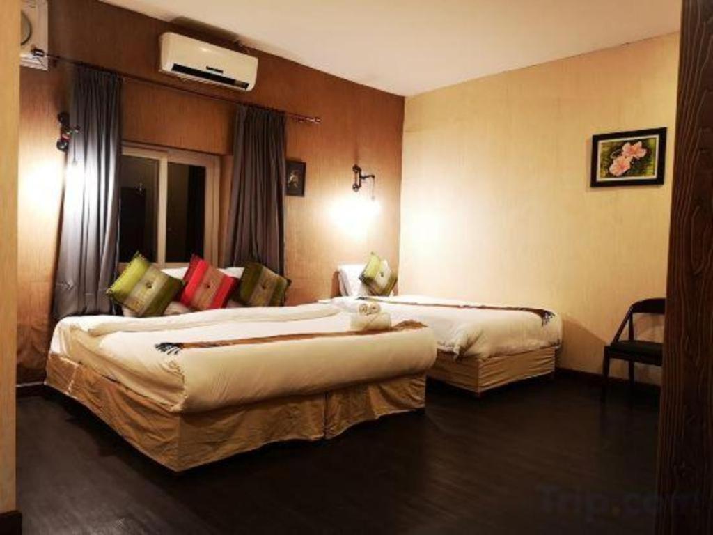 Phonethip Plaza Hotel В'єнтьян Екстер'єр фото