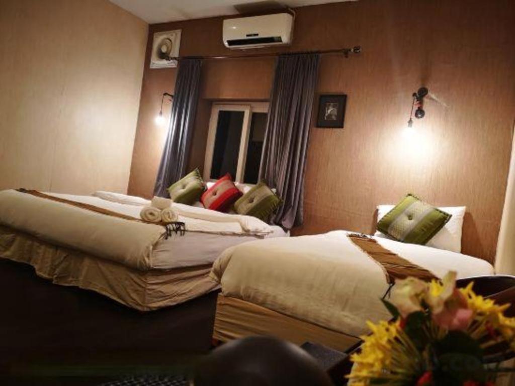 Phonethip Plaza Hotel В'єнтьян Екстер'єр фото