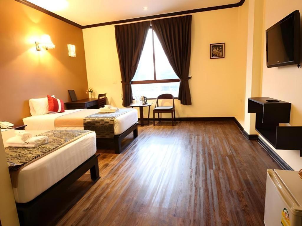 Phonethip Plaza Hotel В'єнтьян Екстер'єр фото