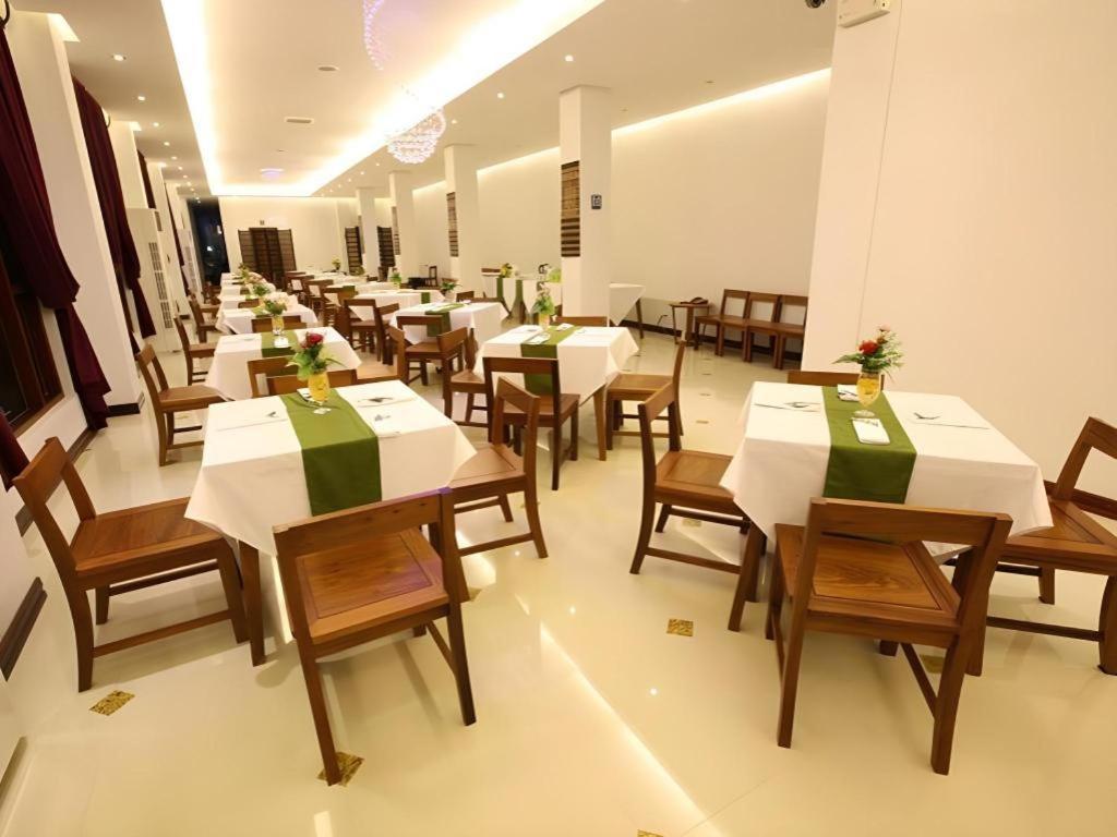 Phonethip Plaza Hotel В'єнтьян Екстер'єр фото