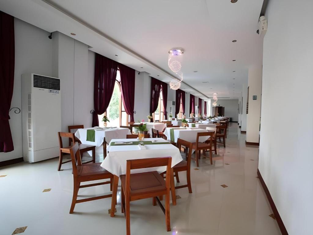 Phonethip Plaza Hotel В'єнтьян Екстер'єр фото