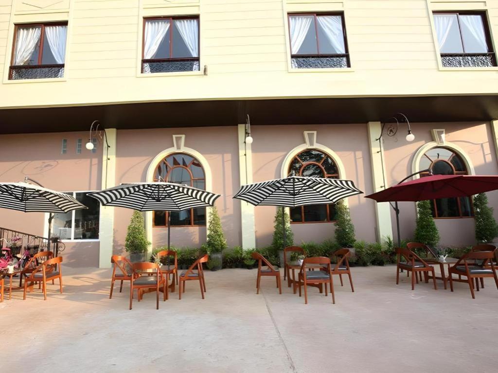 Phonethip Plaza Hotel В'єнтьян Екстер'єр фото